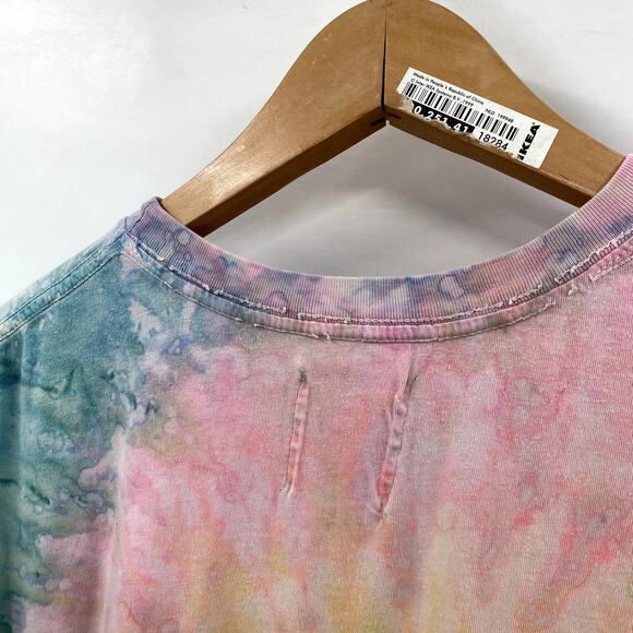 UNIF Pug Conga Line Turnup Tie Dye Tee - Picture 7 of 8